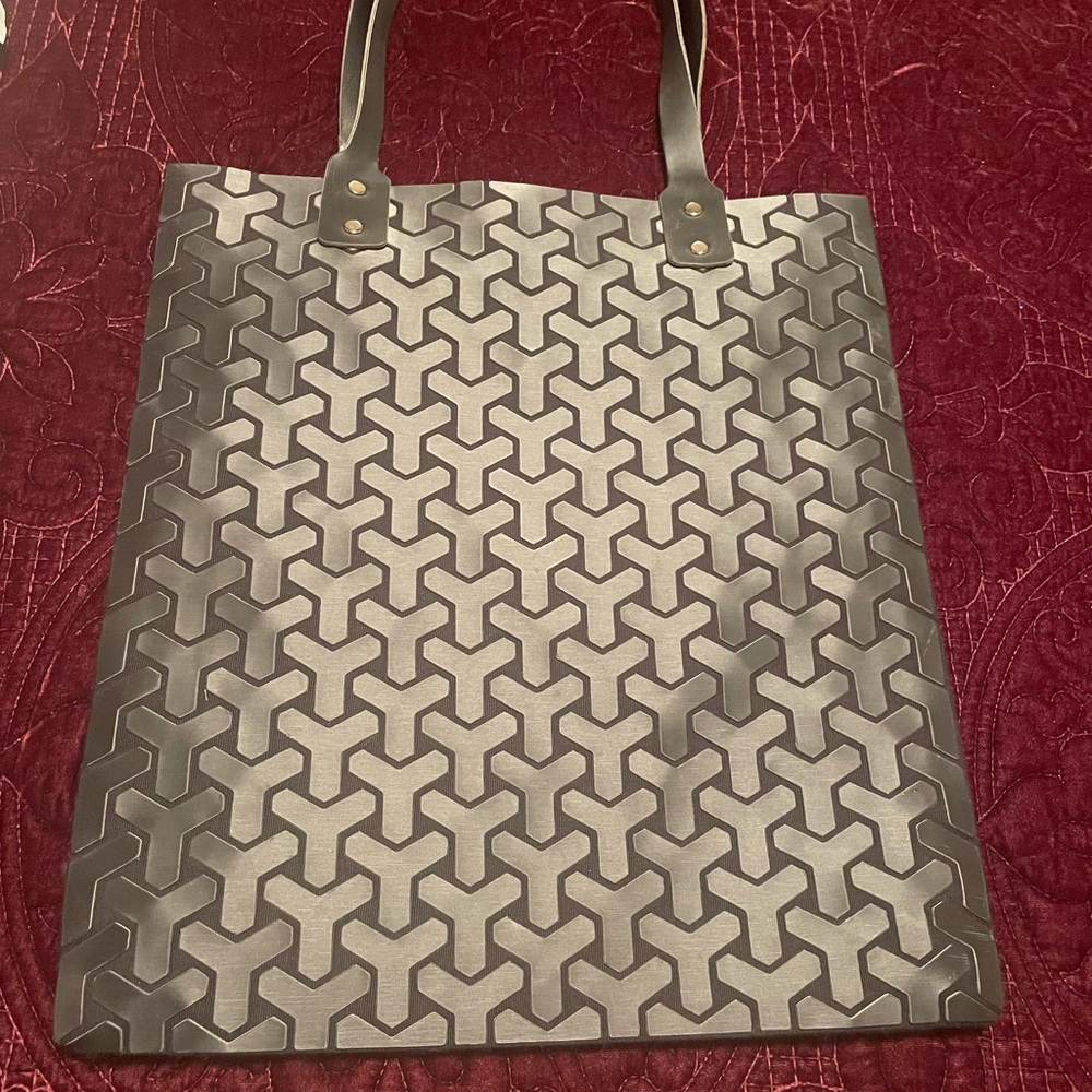 Purse - Picture 11 of 11